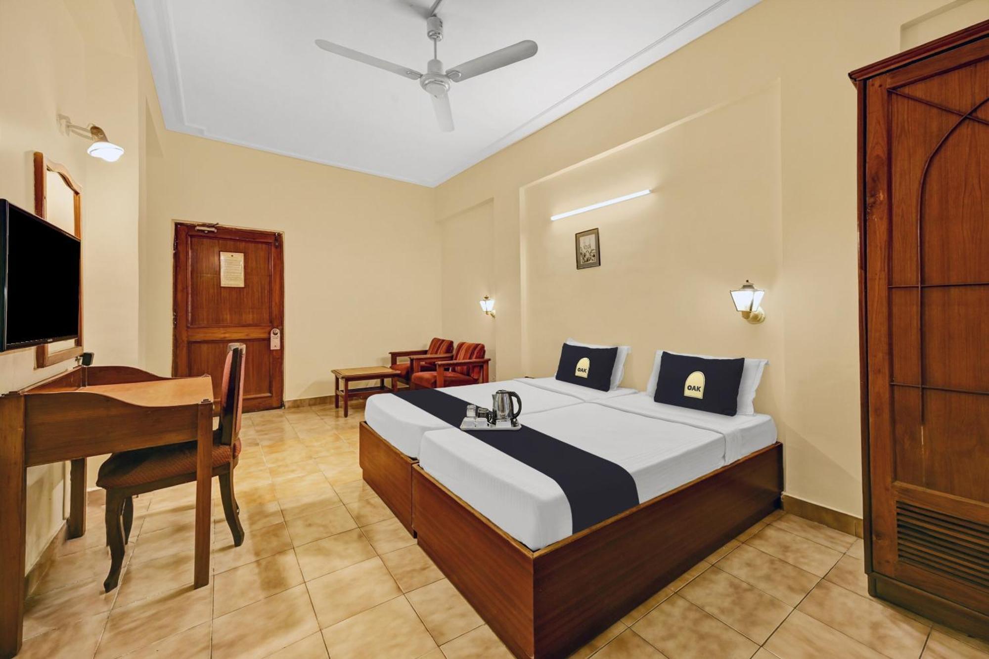 Super Townhouse Oak Hotel Belsons Taj Mahal Secundurabad Εξωτερικό φωτογραφία